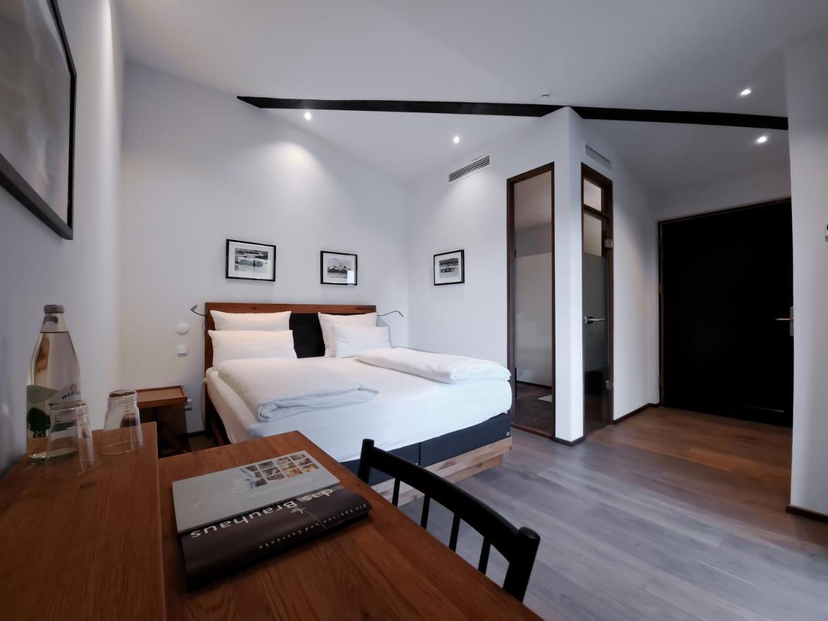 Motelplushotel Biggeseefront Olpe bei Meschede Exteriör bild
